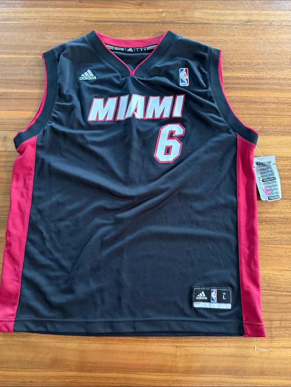 NWT LeBron James Miami Heat Adidas Red Jersey Youth Size L